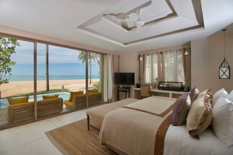 Hotel Devasom Khao Lak Beach Resort & Villas