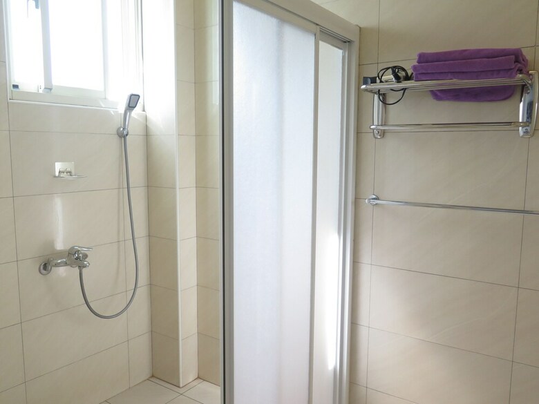 Bed & Breakfast Super Cheap1 Homestay