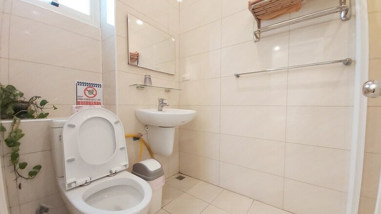 Bed & Breakfast Super Cheap1 Homestay