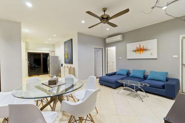 Baan Rawee Villas