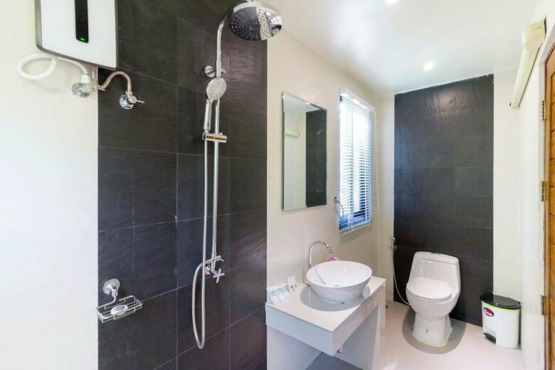 Baan Rawee Villas