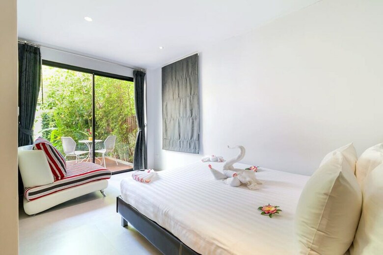 Baan Rawee Villas