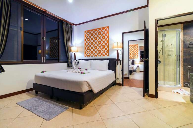 Baan Rawee Villas