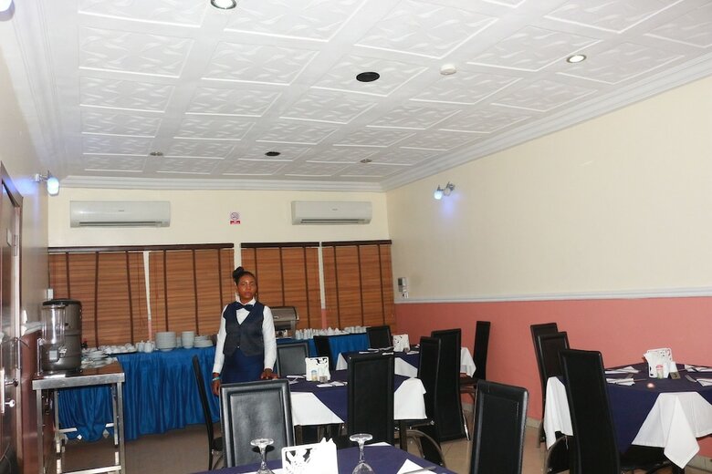 Royal Charlin Hotel And Suites