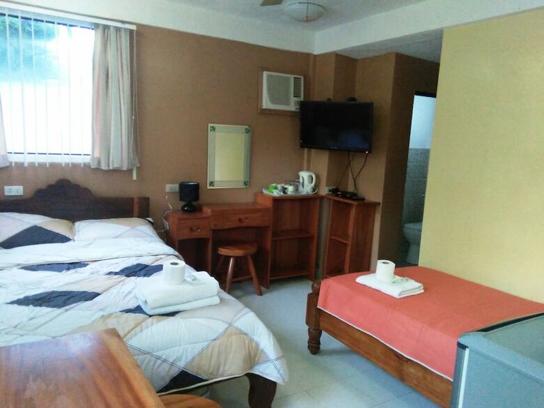 Hotel Western Highway Lodge