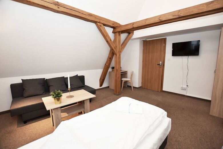 Hostal Dukes Hostel - Old Town