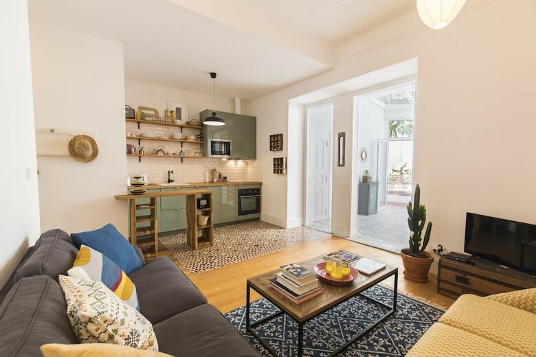 Blue Garden Apartment