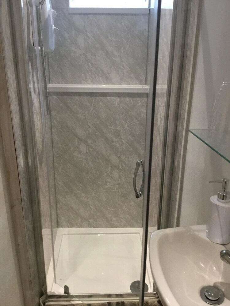 Hotel Shore Stay Guest House