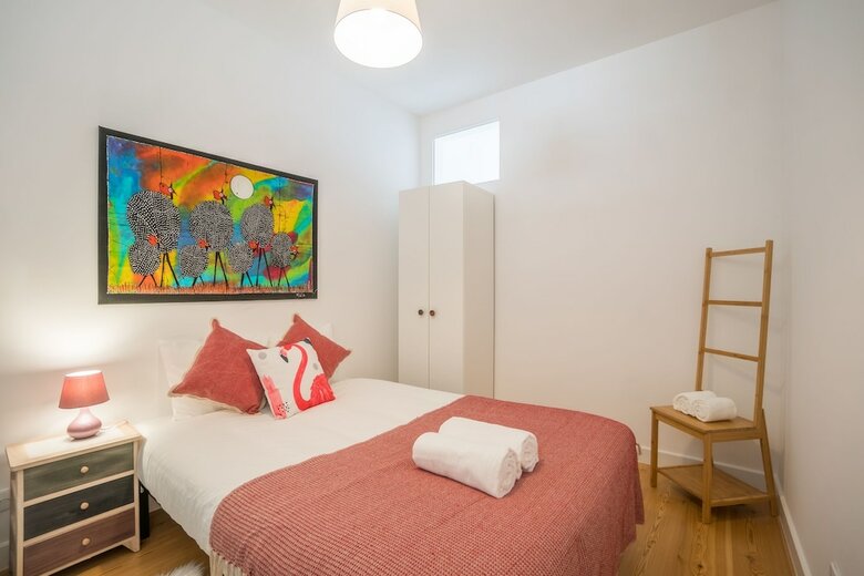 Flamingos Apartment
