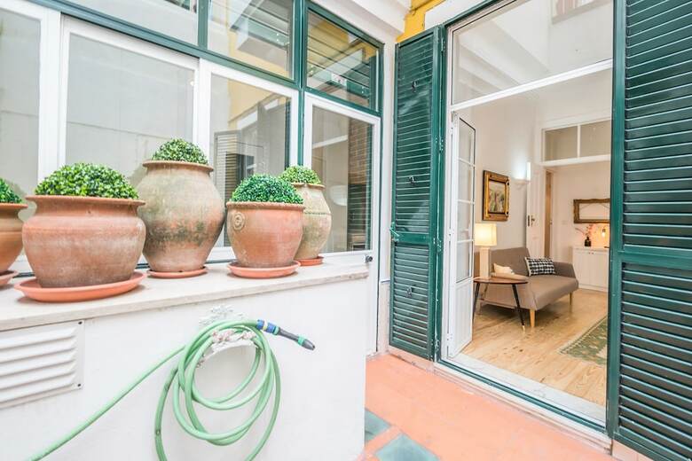 Apartamentos Portas With Patio