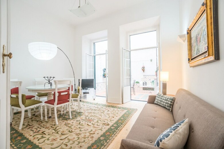 Apartamentos Portas With Patio