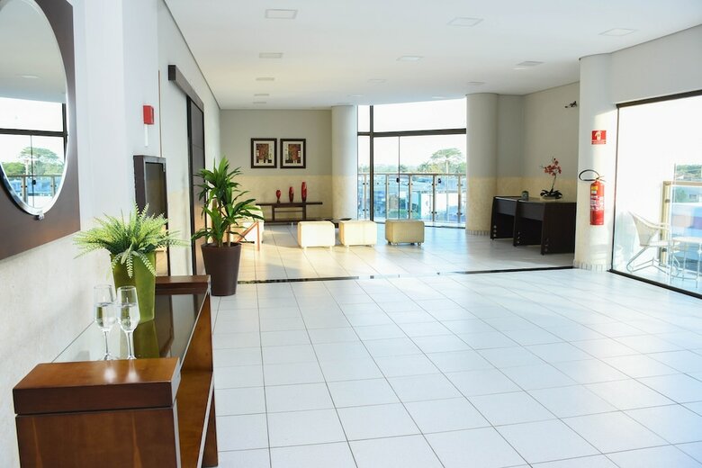 Larison Ji Parana Hotel