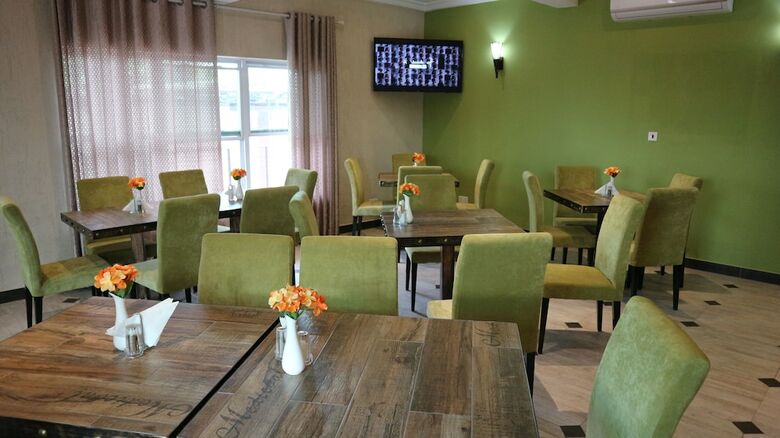 Hotel Frederick's Lodge