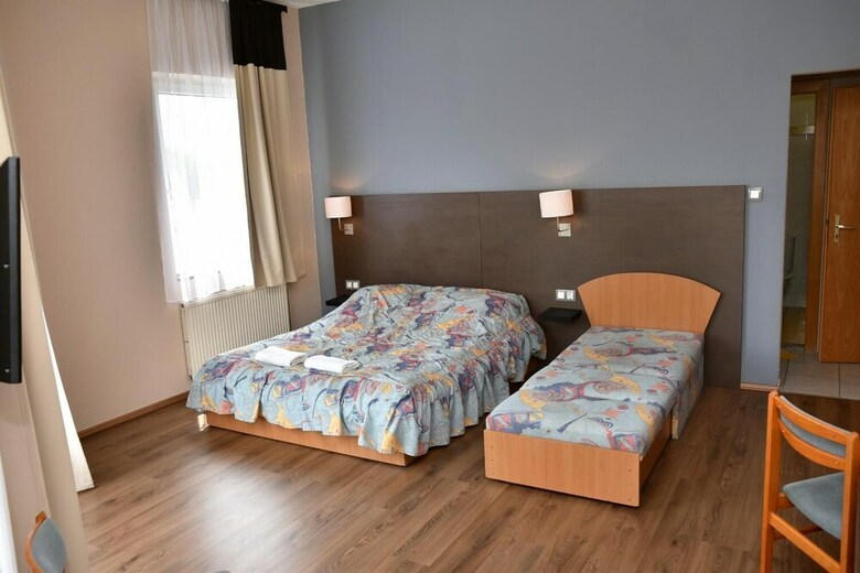 Krist�ly Hotel