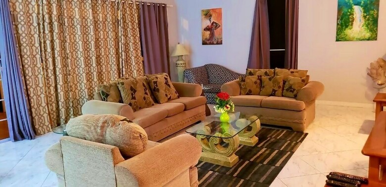 Hotel L?escape A Boutique Resort