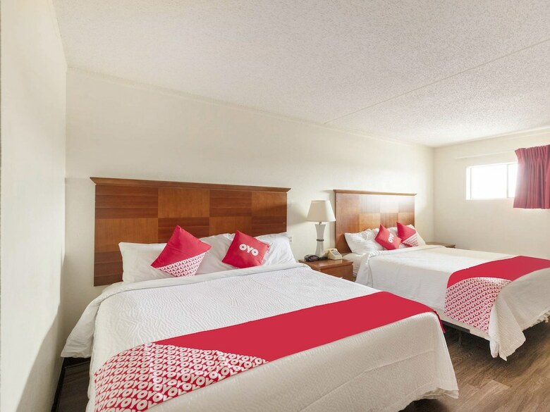 Oyo Hotel San Antonio Lackland Air Force Base North