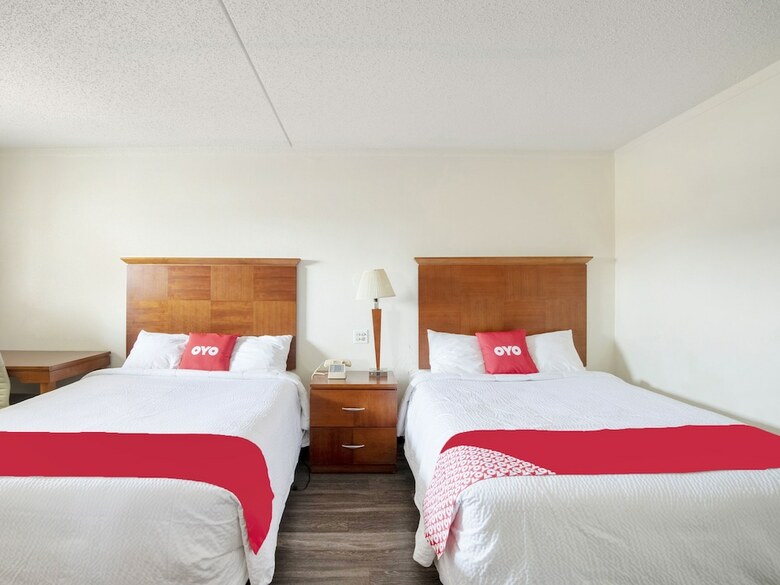 Oyo Hotel San Antonio Lackland Air Force Base North