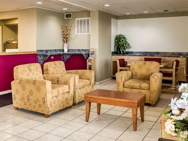 Oyo Hotel San Antonio Lackland Air Force Base North