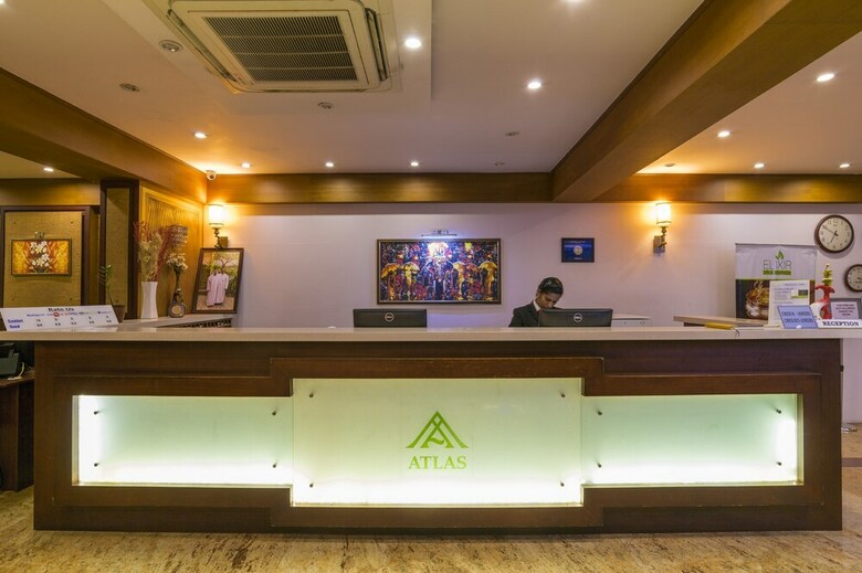 Aparthotel Aaha Airport Hotel