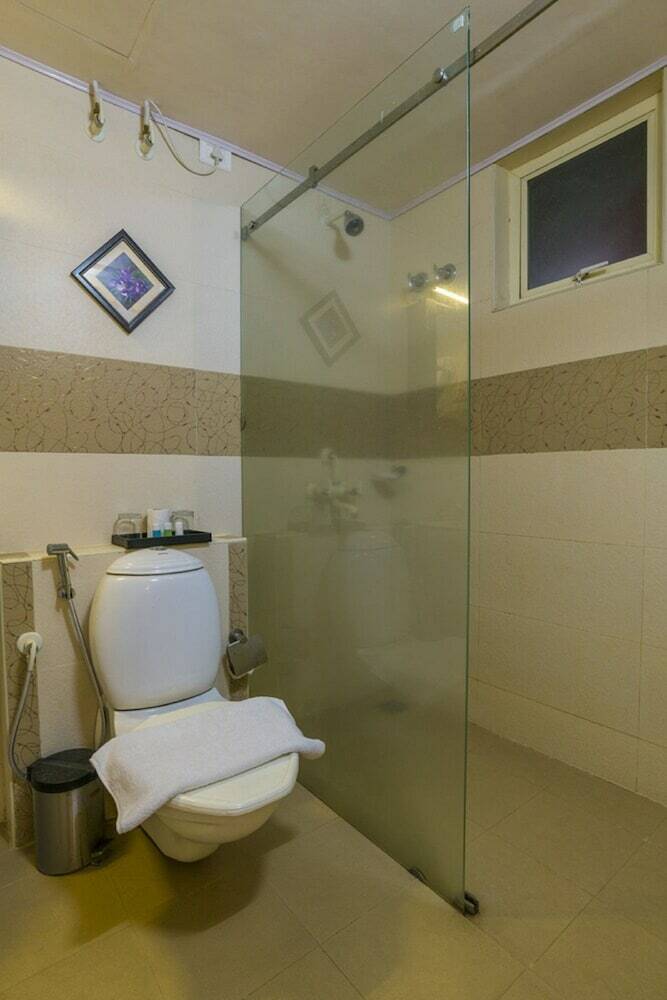 Aparthotel Aaha Airport Hotel