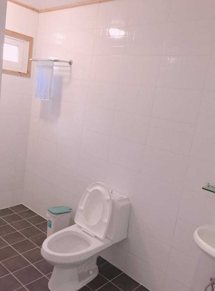 Hostal Aria Guesthouse - Hostel