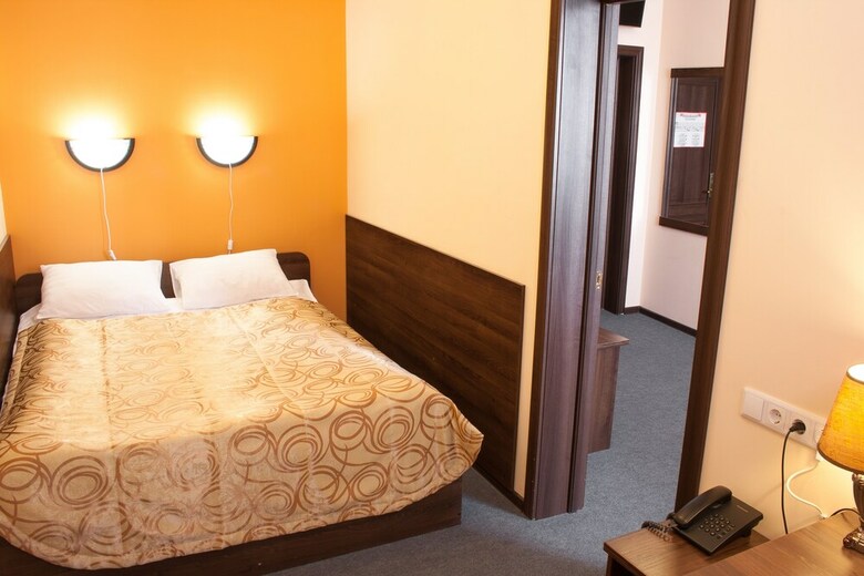 Hotel19