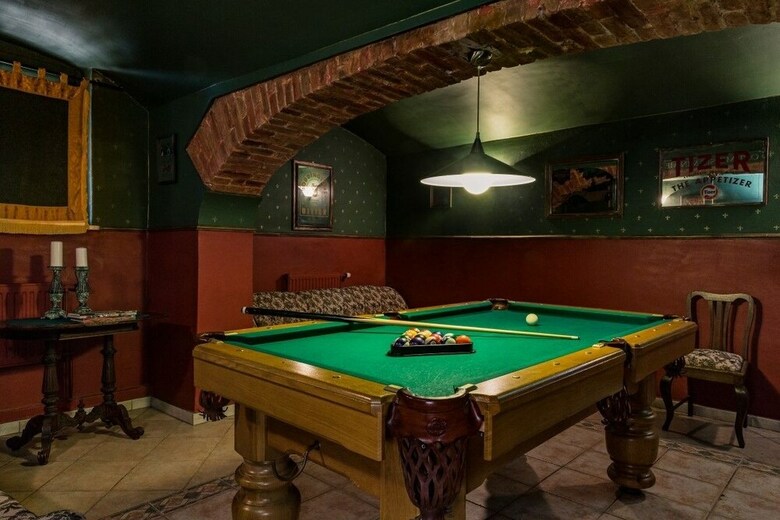 Hotel Dwor Podstolice