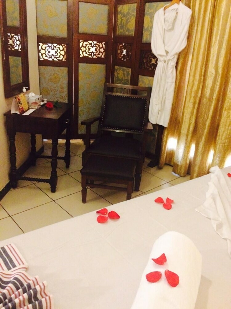 Hotel Bhagini Icon Indiranagar