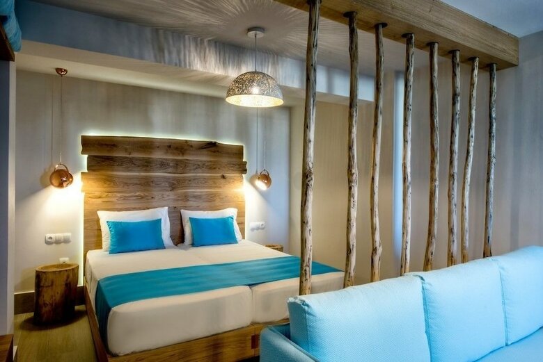 Senses Blue Boutique Hotel