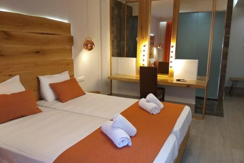 Senses Blue Boutique Hotel