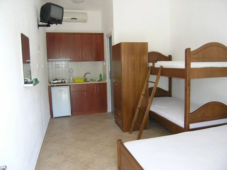 Apartamentos The Port