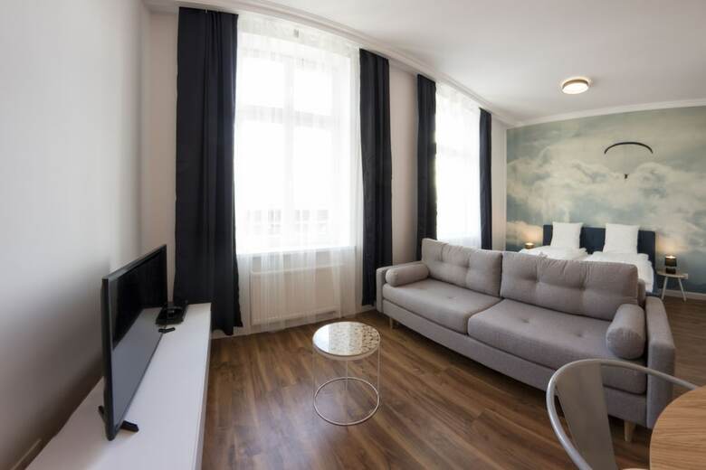 Rister Apartments