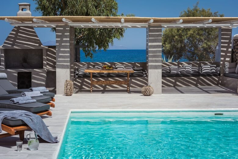 Damma Beachfront Luxury Villa