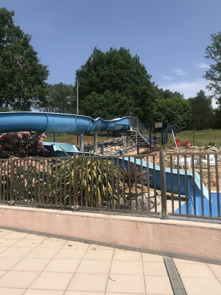 Camping - Caravaning Des Bastides