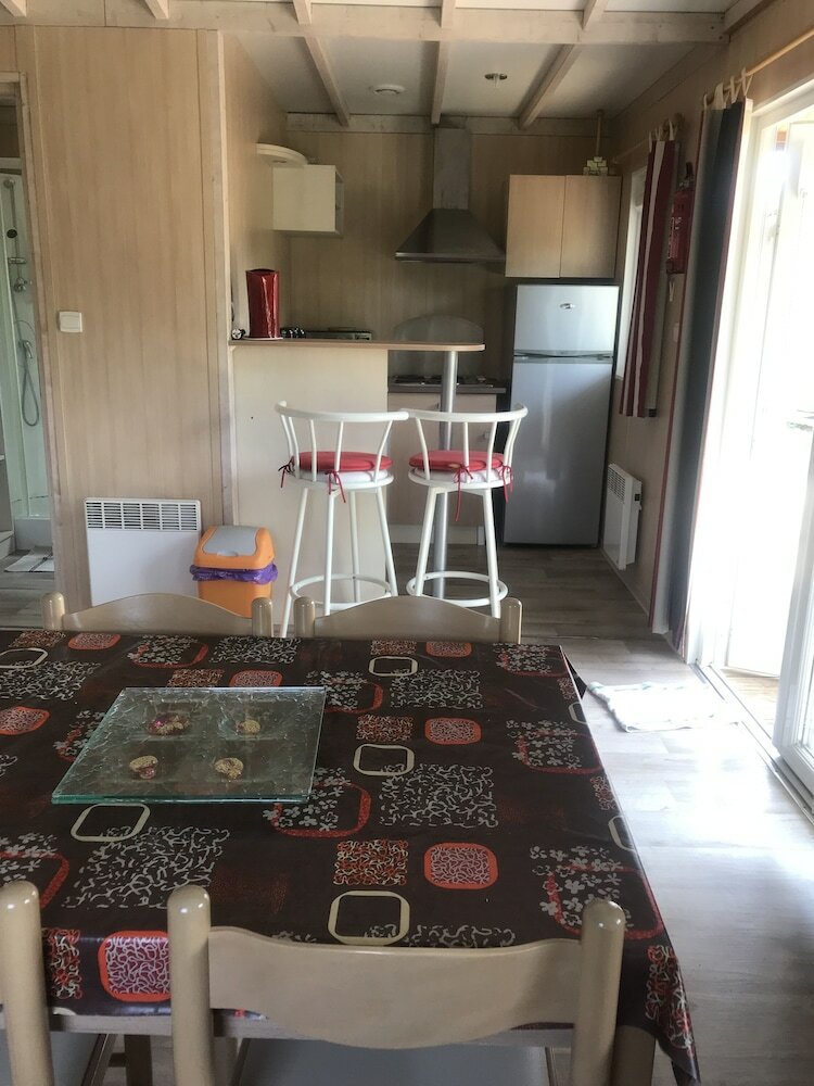 Camping - Caravaning Des Bastides