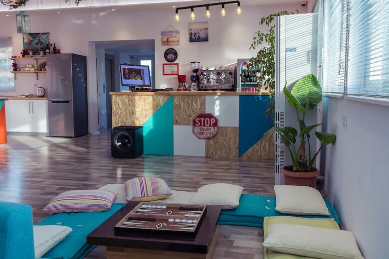 Hostal Art Hostel & Apartments