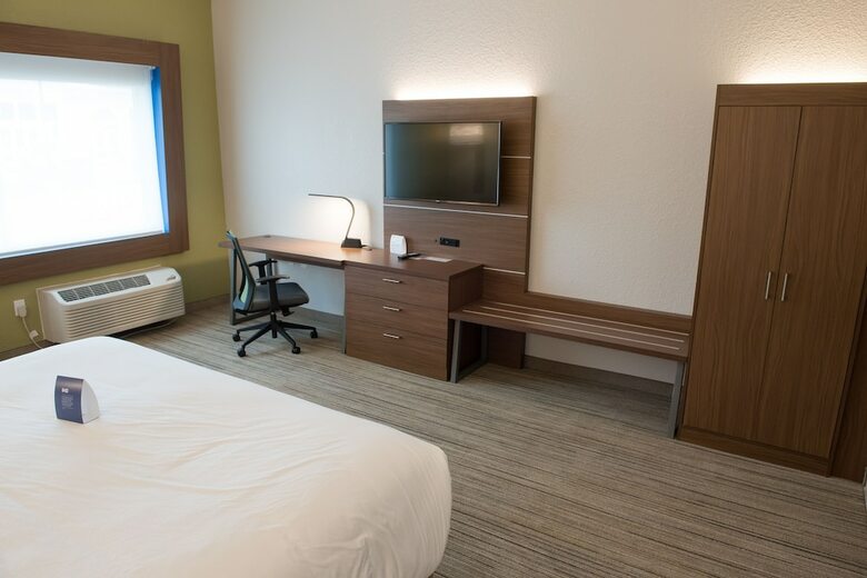 Hotel Holiday Inn Express & Suites Dayton Southwest