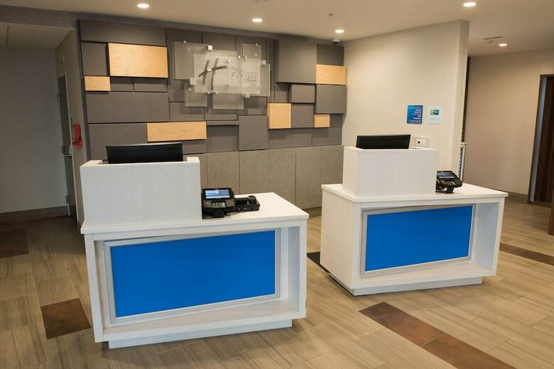 Hotel Holiday Inn Express & Suites Dayton Southwest