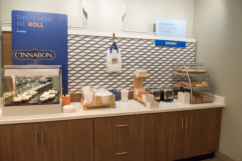 Hotel Holiday Inn Express & Suites Dayton Southwest