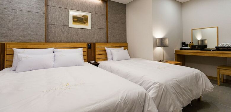 Cityhall Hotel Jeju