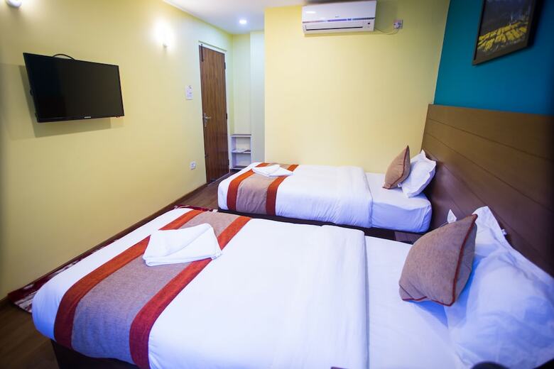 Hotel Rosemary Homes