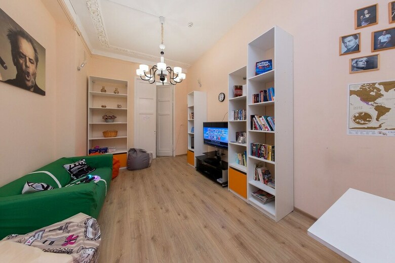 Hostal Hostel Movies
