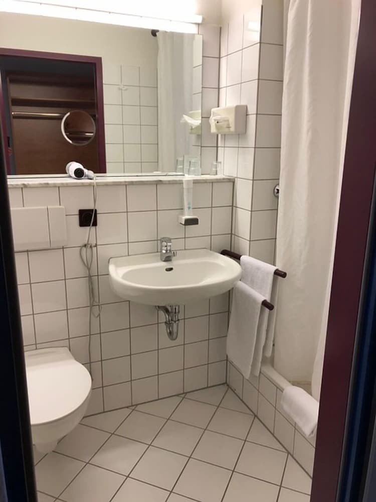 Euro-hotel