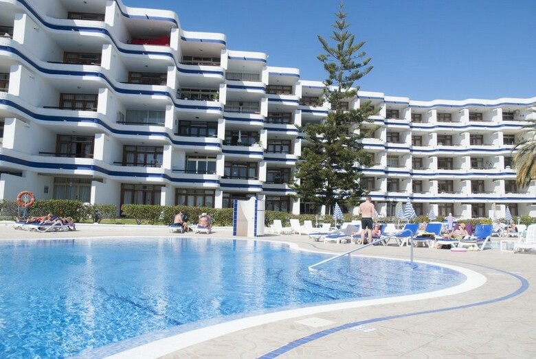 Apartamentos Tamaran