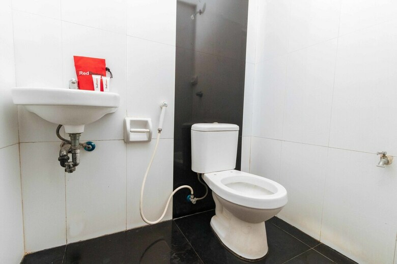 Hotel Reddoorz Near Bambang Station