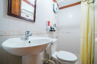 Hotel Reddoorz @ Moonwalk Paranaque