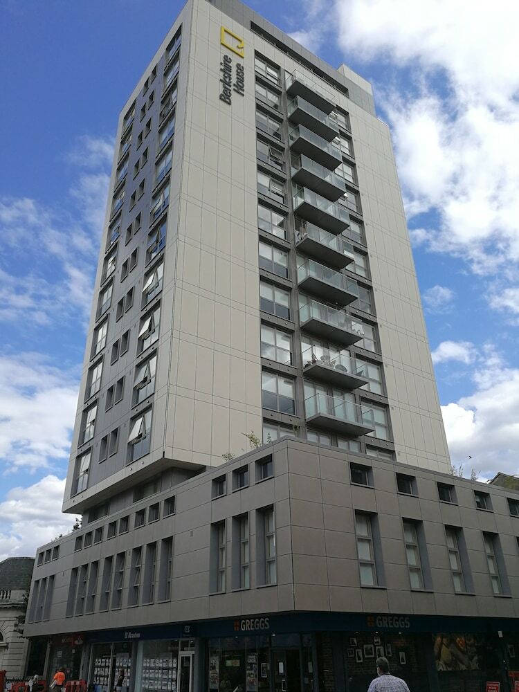 Apartamentos Berkshire House