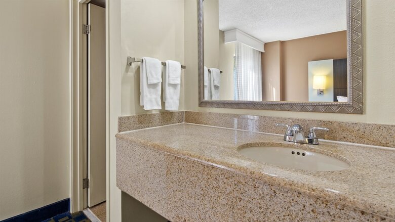 Best Western Southside Hotel & Suites