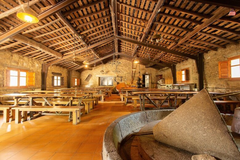Las Caba�as Del Monasterio