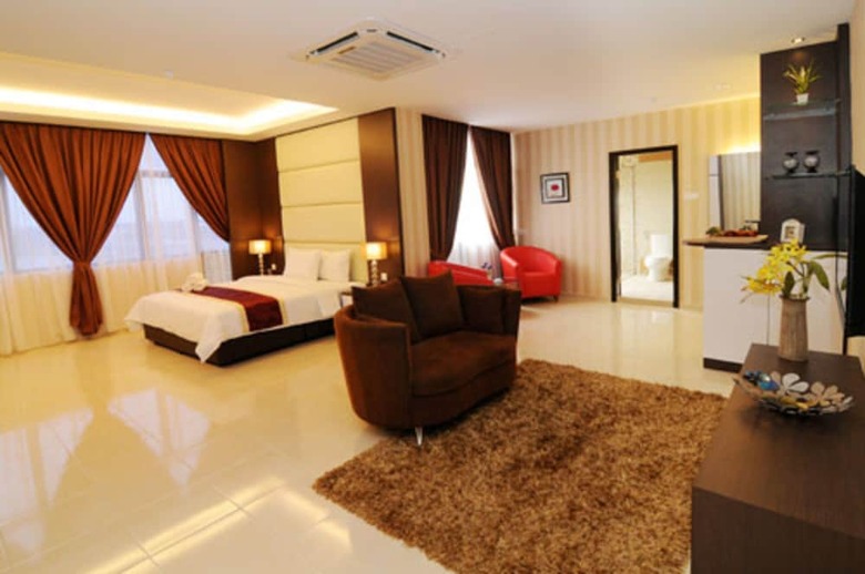 Inn Home Hotel
